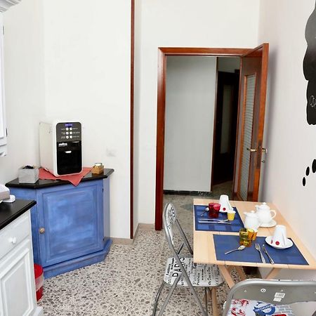 Viale Italia 41: I Migliori Anni Hotel Сасари Екстериор снимка